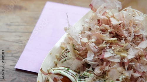 OSAKA TAKO-YAKI 大阪のたこ焼き