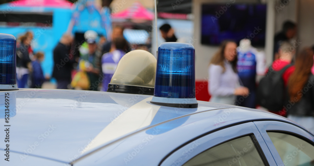 Obraz premium siren of the Italian police car during the protest