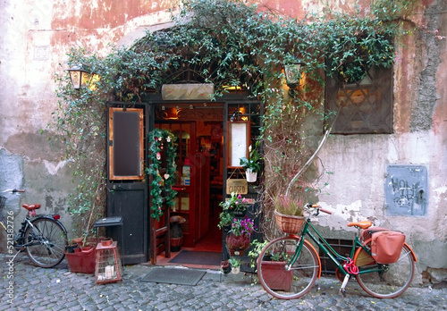 Photography Cafe in Italy (Jewish ghetto, Rome)