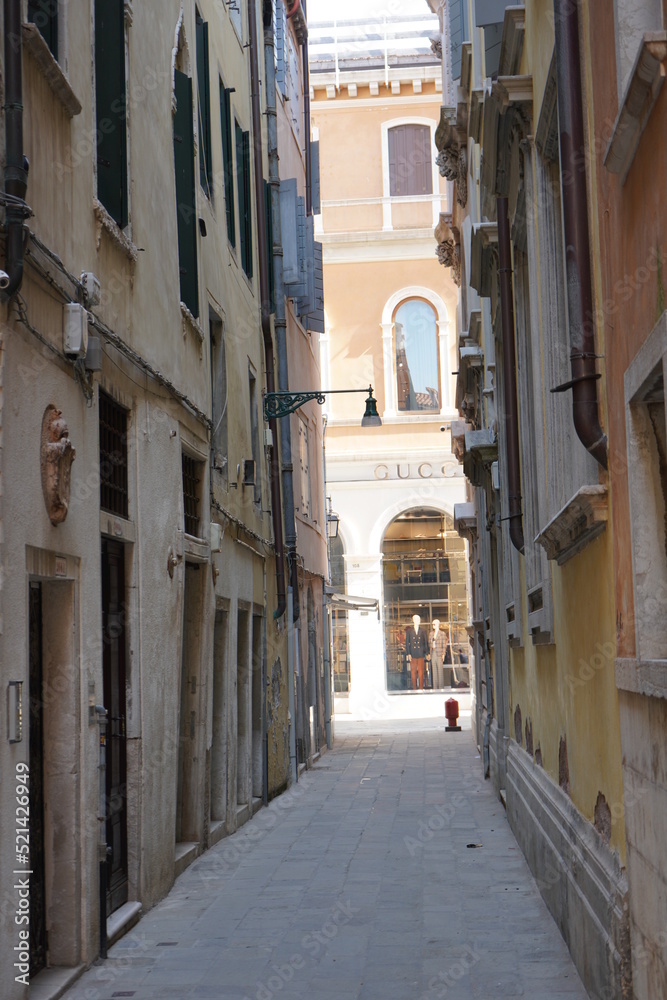 Venice Building old architecture streets italy lamp san marco important buildings Church small allies window gate arch 