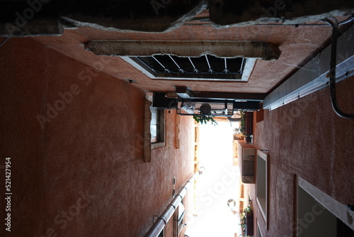 Fototapeta Naklejka Na Ścianę i Meble -  Venice Building old architecture streets italy lamp san marco important buildings Church small allies window gate arch 