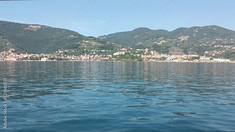 vue de la mer de la région des cinque terre en Italie vue de la mer de la région des cinque terre en Italie
