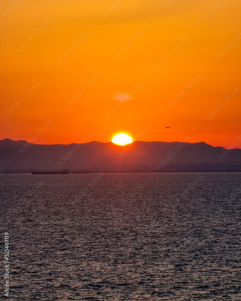 Tramonto nel porto di Valencia