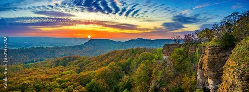 Hohenstein kurz vor dem Sonnenuntergang