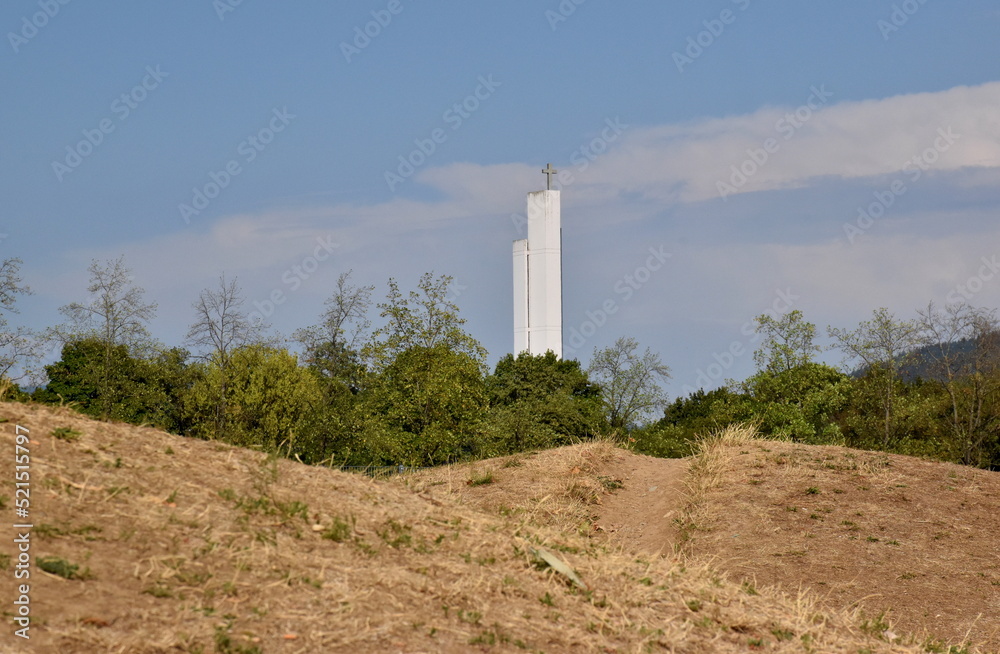 Turm der Markuskirche am Seepark in Freiburg