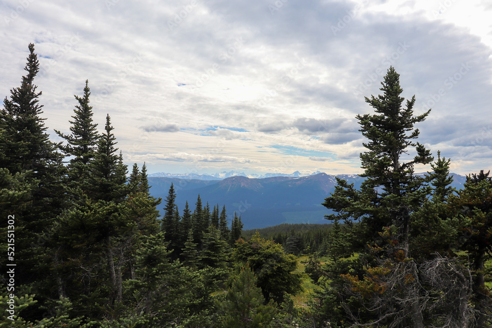 Obraz premium Hudson Bay Mountain View 3