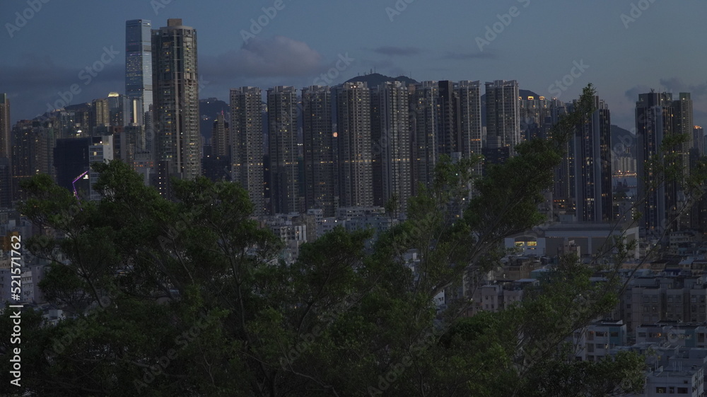 Get a completely different perspective of Sham Shui Po from the summit of Garden Hill. A quiet escape from the hustle and bustle of the densely packed neighbourhood.
