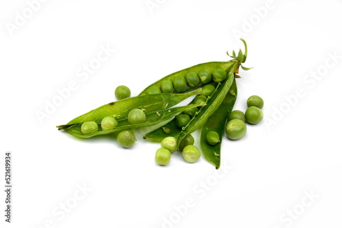 Wallpaper Mural fresh green peas isolated on a white background. Studio photo Torontodigital.ca