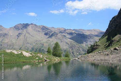 Fototapeta Naklejka Na Ścianę i Meble -  Ecrin national park in hautes alpes, french alps