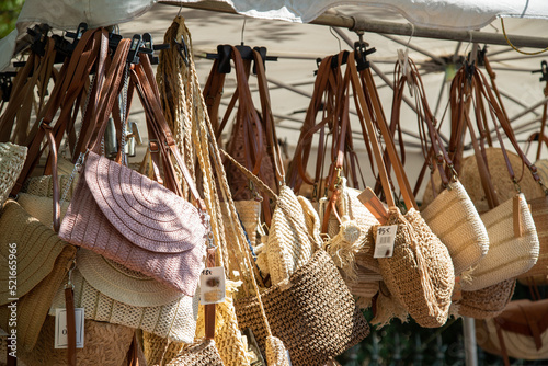 Marché -Les sacs.