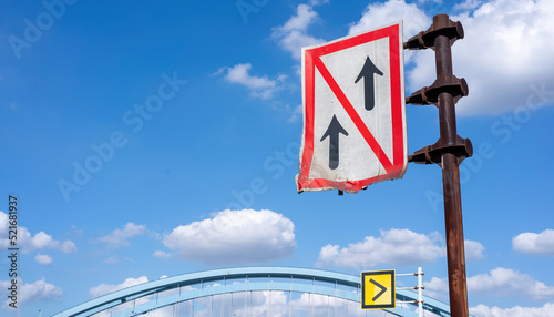 Wallpaper Mural limit sign on blue sky Torontodigital.ca