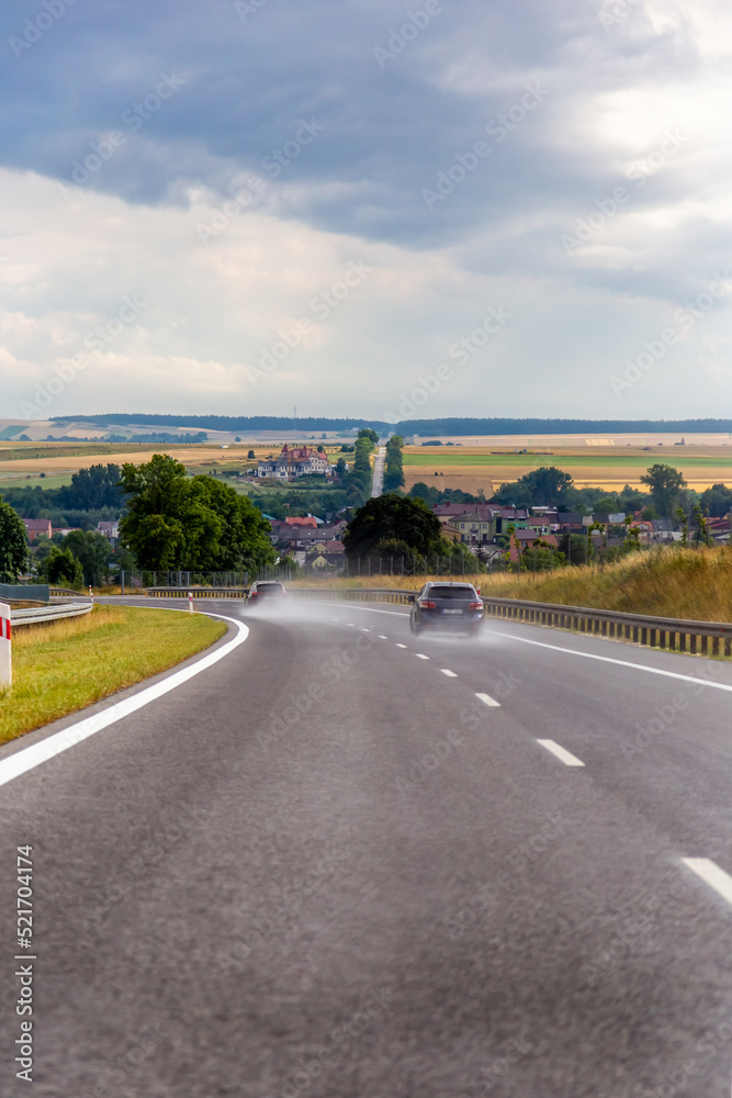 Obraz premium Road after the rain