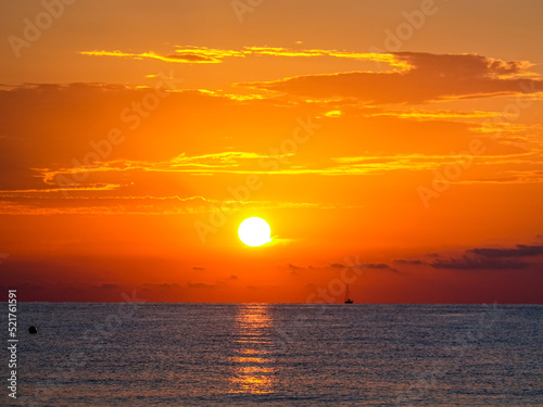 sunset in the sea © Odisdca