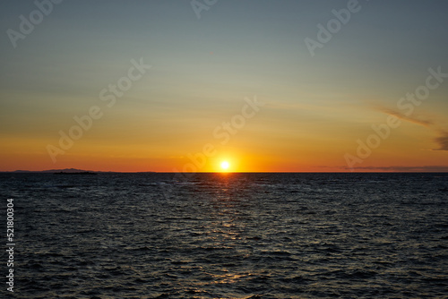 北海道稚内市　ノシャップ岬の日没  © osap1111