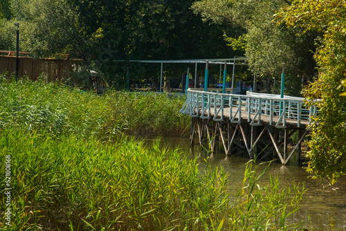 It is a freshwater lake located in the eastern part of the Marmara Region, in the eastern half of a long pit that joins the Adapazarı Plain to the Izmit Gulf groove