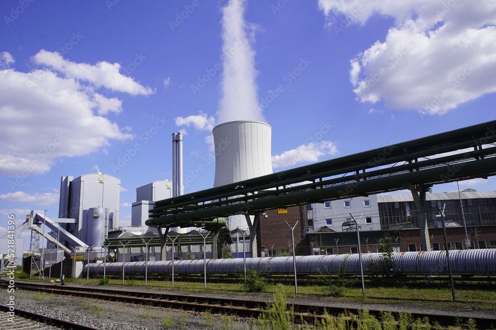 Bundestag discusses extending the service life of German nuclear power plants and coal-fired power plants, the reason for the heavily reduced gas supply from Russia, because of the Ukraine crisis. 