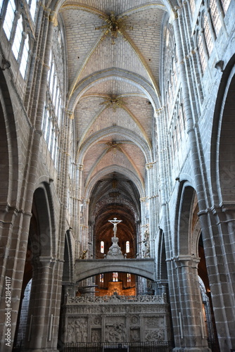 Nef de la cathédrale d'Avila. Espagne