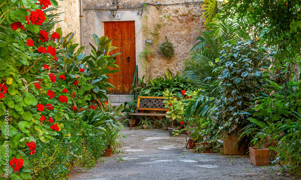 Schöner und romantischer Hinterhof in Valldemossa, Mallorca
