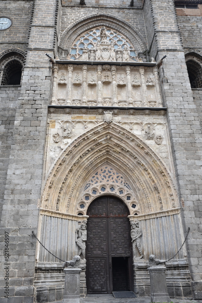 Portail de la cathédrale d'Avila. Espagne