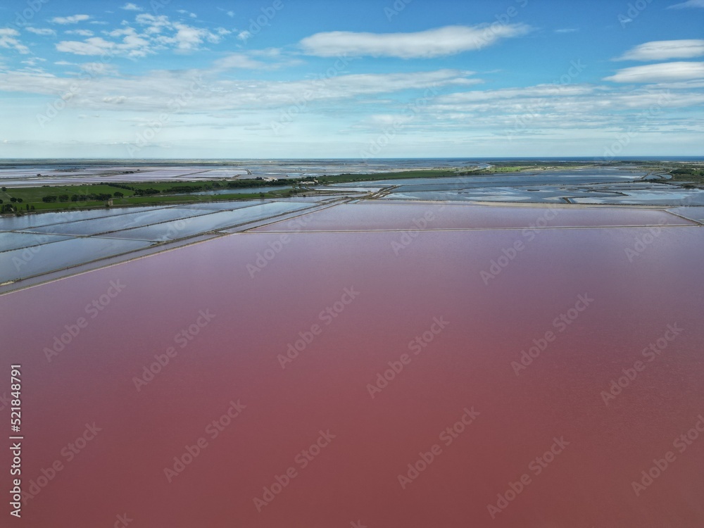 Des marias salants aux couleurs éclatantes