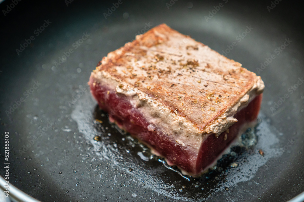 Frying Tuna Steak Frying Tuna Steak