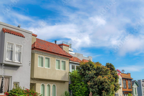 Row of houses in the neighborhood of San Francisco suburbs in California
