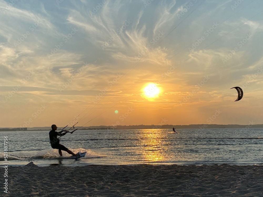 Naklejka premium KITESURFING