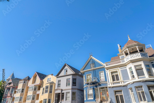 Row of houses in the suburban area of San Francisco, California