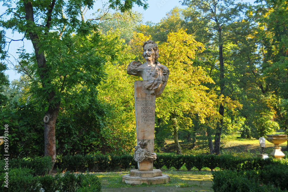 Obraz premium Statue of Stanisław Leszczyński, Rydzyna, Greater Poland Voivodeship, Poland