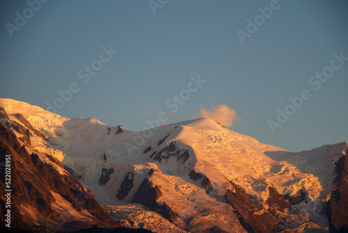 Lever de soleil sur le Massif du Mont Blanc