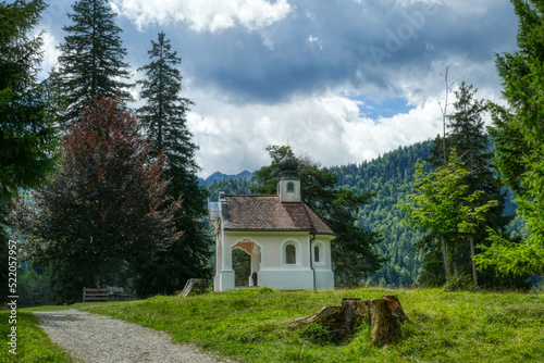 Historische Kapelle auf der Alm am Lautersee