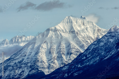 Canvas Print snow covered mountains in Glacier National Park, Montana