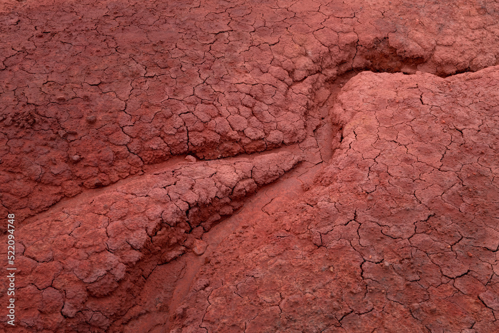 Obraz premium Cracked red clay II