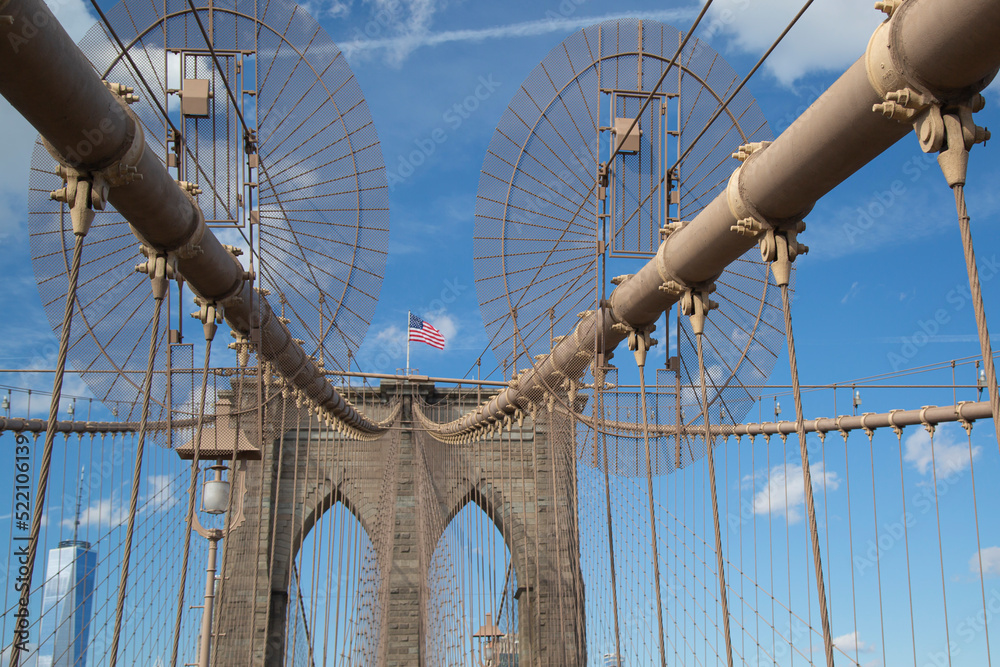 Obraz premium New York, NY, USA - February 2nd, 2017 - Strolling the fabulous Brooklyn Bridge