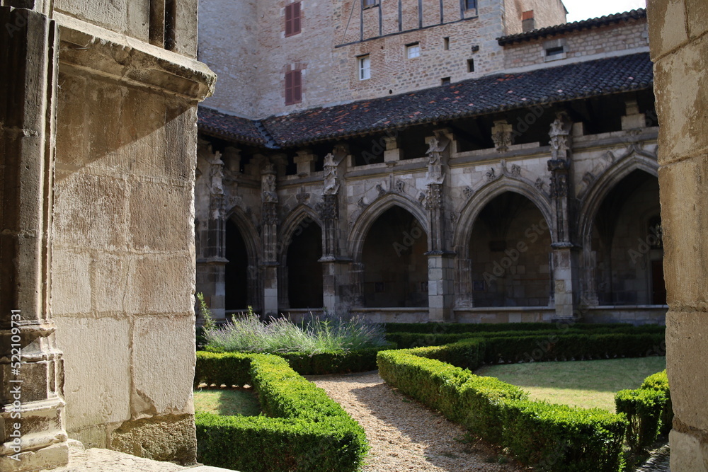 Le cloitre de la cathédrale Saint Etienne, ville de Cahors, département du Lot, France