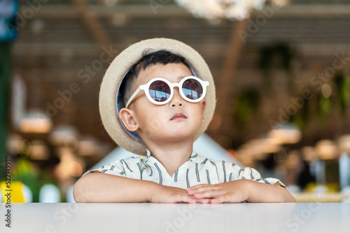 child play in the mall