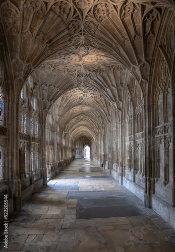 ceiling, hallway, cathedral church of st peter and the holy and indivisible trinity, interior, engeland, gloucester cathedral, gloucestershire, glouchester, uk, great brittain,  © A