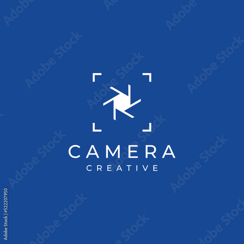 Photography camera logo, lens camera shutter, digital, line, professional, elegant and modern. Logo can be used for studio, photography and other businesses. 
