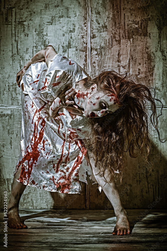 Fotografie devil possessed woman