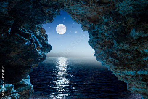 Blaue Höhle mit Blick zum Mondschein
