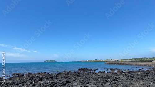 A picture of Jeju Island's blue sky and blue sea. 