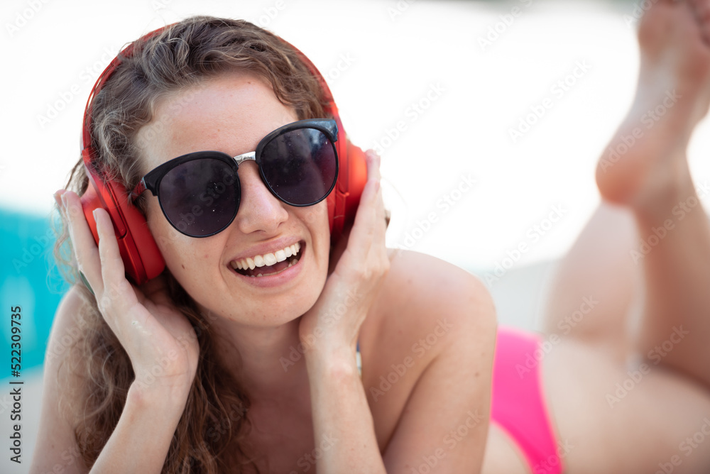 Young Caucasian healthy woman happy and enjoying on vacation.