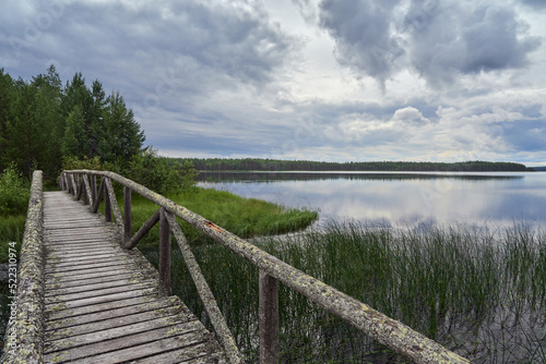 Fototapeta Naklejka Na Ścianę i Meble -  Patvinsuo National Park in Finland: Northern European nature, Suomunjarvi lake.