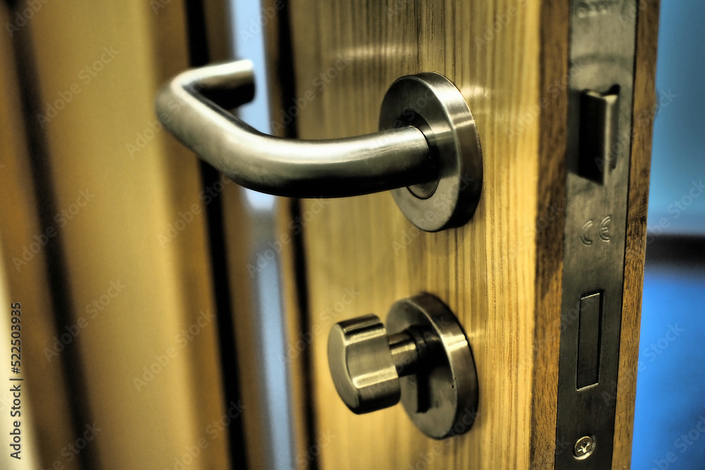 Office door with chrome handle with intrenal twist lock