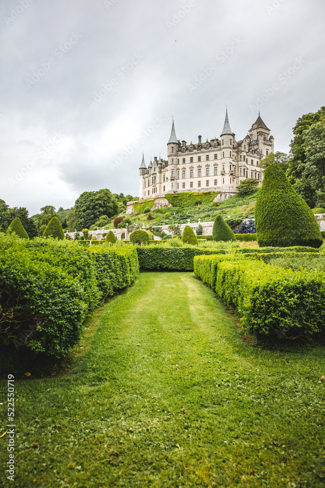Fototapeta premium Dunrobin Castle & Gardens, Scotland