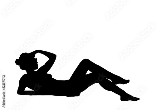 femme allongée vacances plage nature repos détente relax