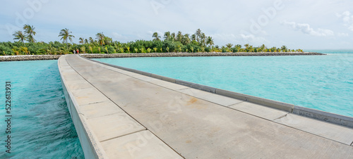 Maldives resort bridge in tropical, exotic paradise with turquoise water © Helder