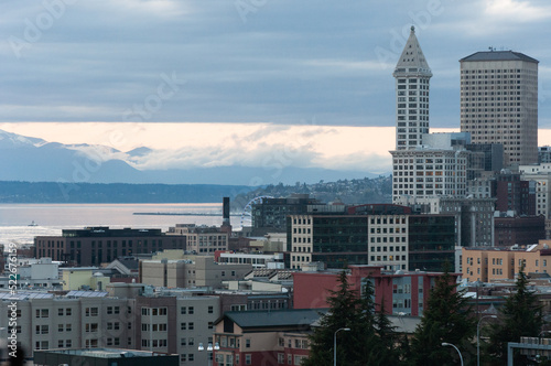 Smith Tower, The Seattle Great Wheel, Puget Sound and Olympic National Park  from the Dr. Jose Rizal Park, Seattle, USA