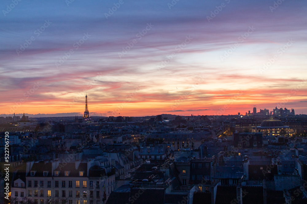 Naklejka premium Parigi sunset tour Eiffel