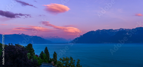 Sonnenuntergang über dem Genfersee, Schweiz © Ilhan Balta